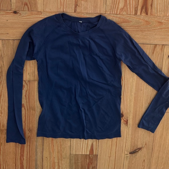 Lululemon True Navy Dark Blue 6 Run Swiftly Tech Long Sleeve Shirt EUC - Picture 1 of 1